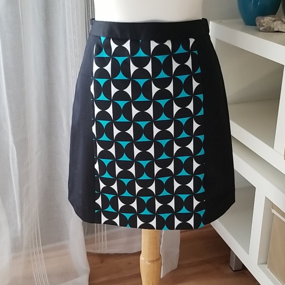 NWOT. Worthington color block skirt - Picture 3 of 4